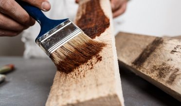 DIY coating the wood
